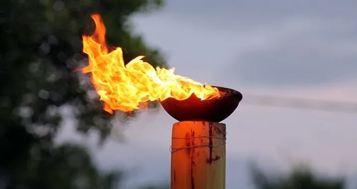 தமிழ்ப் பாடசாலைகளில் விசேட வணக்க நிகழ்வு பற்றிய&nbsp;கோரிக்கை